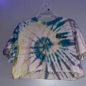 Smiley Face Cropped Tee